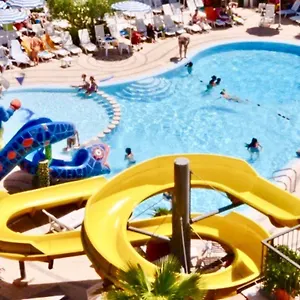 Azzurra Di Gobbi Gestioni Srl Hotel